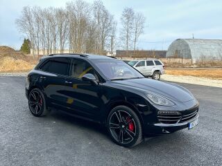 Porsche Cayenne 3.0 180кВ