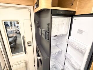 Adria MATRIX 650 DC 60Y edition LUXE ALL IN LiFePo4 2.2 FIAT MultiJet3 2,2 HD 103kW