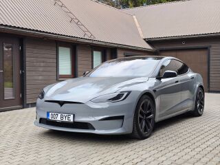 Tesla Model S Plaid 239kW