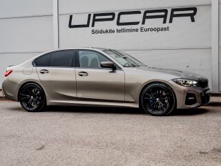 BMW 330 e M-Sport Individual 2.0 215kW