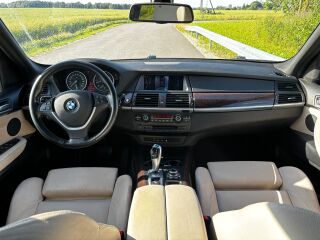 BMW X5 3.0 225кВ