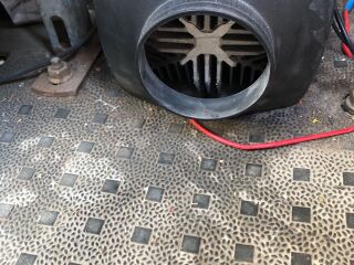 Volkswagen Caravelle 1.9 75кВ