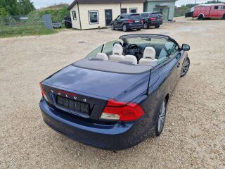 Volvo C70 FACELIFT MOMENTUM CABRIO 2.0 110кВ