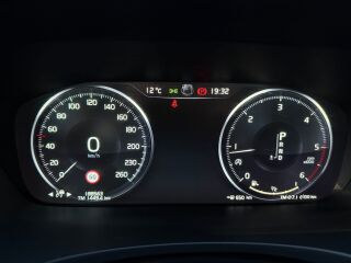 Volvo V90 Cross Country 2.0 173kW
