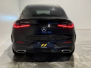 Mercedes-Benz GLC 220 d Coupe Amg-Line Night pakett 2.0 R4 145kW