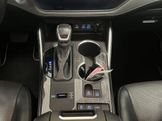 Toyota Highlander Premium AWD 2.5 140кВ
