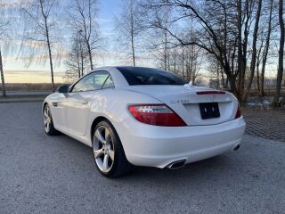 Mercedes-Benz SLK 350 3.5 V6 24V 225kW