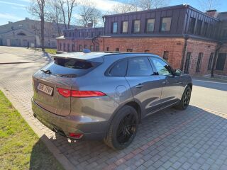 Jaguar F-Pace R-Sport Black Pack 3.0 V6 221kW