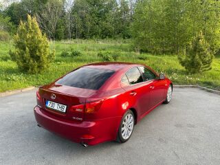 Lexus IS 250 2.5 153kW