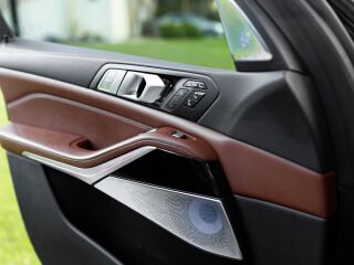 BMW X7 M-Sportpakett Individual B&W Shadowline 3.0 195kW