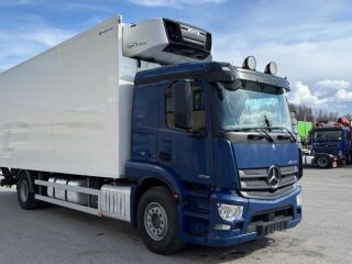 Mercedes-Benz Actros 1835 4x2 SIDE OPENING + CARRIER SUPRA 1150  260кВ