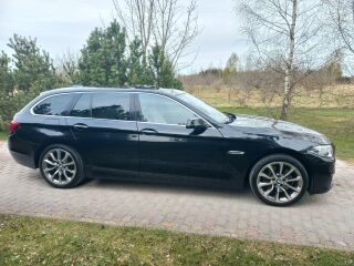 BMW 530 Luxury xDRIVE 3.0 190kW
