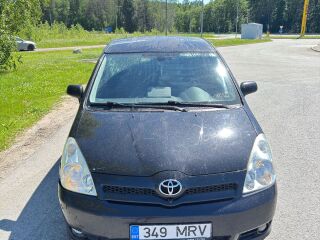 Toyota Corolla Verso 2.2 130kW
