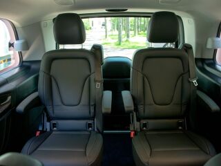 Mercedes-Benz V 300 4M Luxury Chauffeur Avantgarde Wntr Long 2.0 d 174кВ