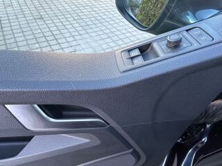 Volkswagen Caravelle L2H1 Comfortline INVA Dsg 2.0 Tdi 110kW