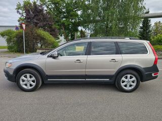 Volvo XC70 Summum 2.4 D5 136kW