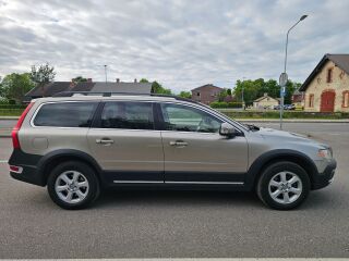 Volvo XC70 Summum 2.4 D5 136kW