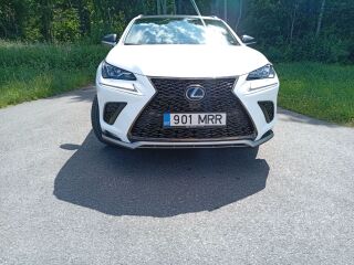 Lexus NX 300h 2.5 114kW