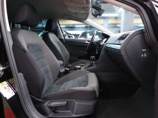 Volkswagen Golf 1.5 110kW