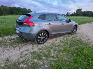 Volvo V40 2.0 110kW