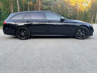 Mercedes-Benz E 220 2.0 143kW