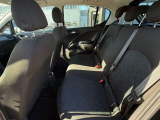 Opel Corsa E 1.4 66kW