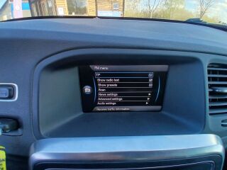 Volvo V60 MOMENTUM 2.0 D 120kW