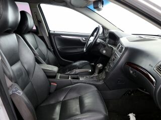 Volvo V70 Summum ATM 2.4 D5 120кВ