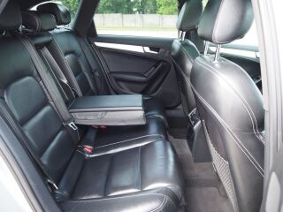 Audi A4 Avant Quattro S-Line 3.0 TDI V6 176kW