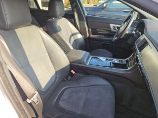 Jaguar XF R-STYLE 2.2 147кВ