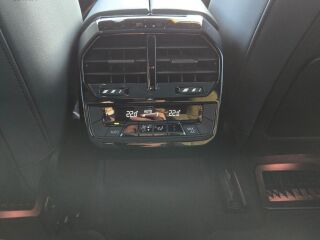 BMW iX xDrive 40 Sportpaket 240kW
