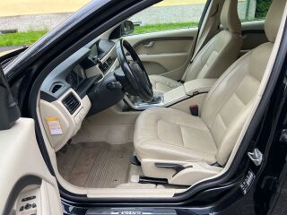 Volvo V70 2.0 VIIS SILINDRIT D3 100kW