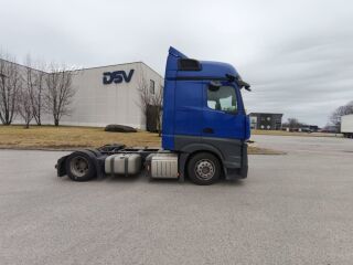Mercedes-Benz Actros MEGA/ Low deck 330kW