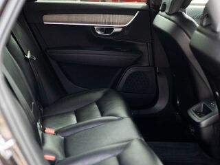 Volvo V90 Cross Country 2.0 145kW