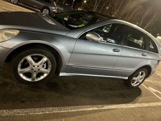 Mercedes-Benz R 320 3.0 V6 TDI 165kW