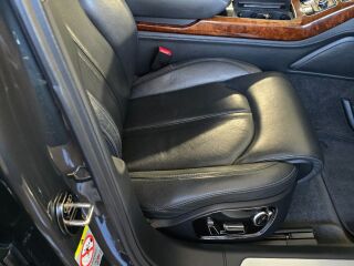 Audi A8 4.1 V8 258kW