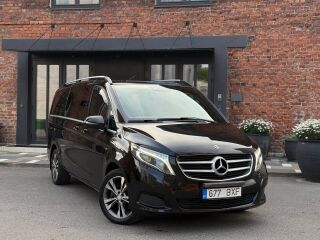 Mercedes-Benz Long 4matic black edition 2.1 140kW