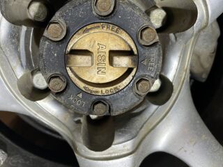 Toyota Land Cruiser 70 2.4 66kW