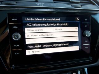 Volkswagen Touran Highline 1.4 R4 110кВ