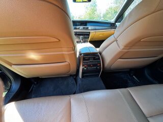 BMW 740 3.0 225кВ