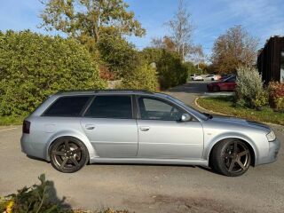 Audi RS 6 Avant 4.2 V8 40V Biturbo 331kW