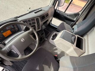 Volvo FL 240 4x2 EURO4 + Carrier SUPRA 950Mt 177кВ
