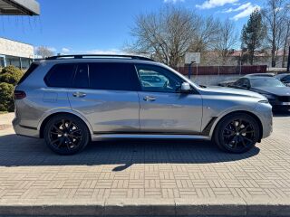BMW X7 xDrive40d MHEV M-Sportpakett Pro LCi 3.0 259kW