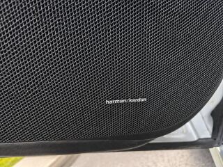 Mercedes-Benz E 320 4MATIC AVANGARDE HARMANN KARDON 3.2 165kW