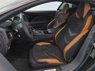 Aston Martin DBS V12 533kW