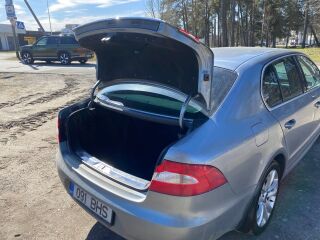 Skoda Superb 1.8 118kW