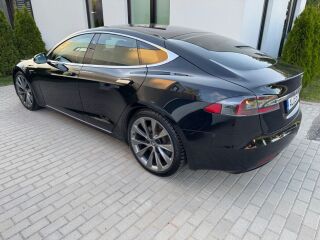 Tesla Model S Long Range 100D Dual Motor AWD 386kW
