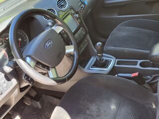 Ford Focus Ghia 1.6 TI- VCT 85kW
