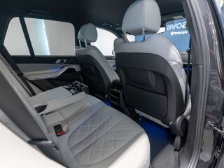 BMW X5 xDrive30d 3.0 210kW