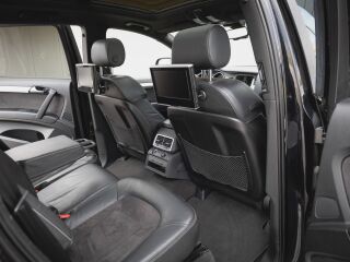 Audi Q7 S-line + 3.0 V6 176кВ